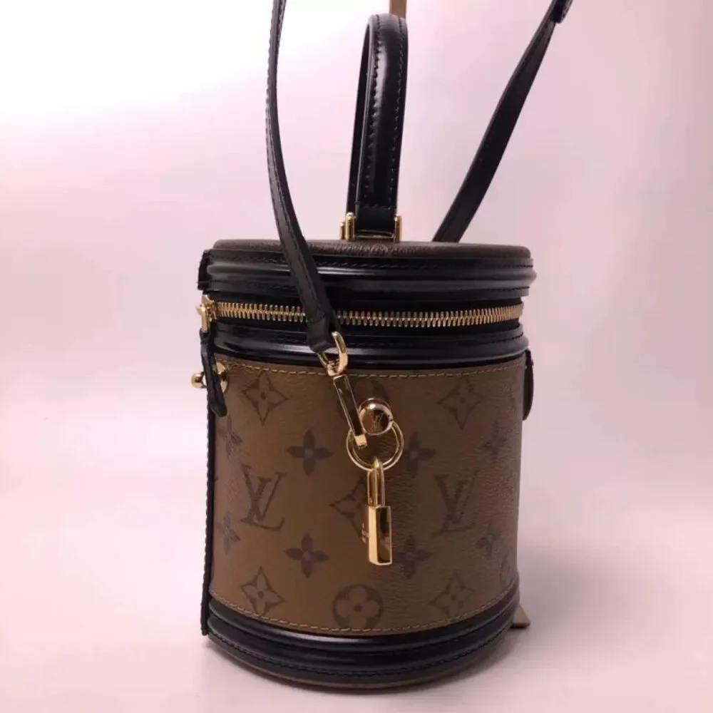 Louis Vuitton Women Pre-Loved Bag Very Good Condition